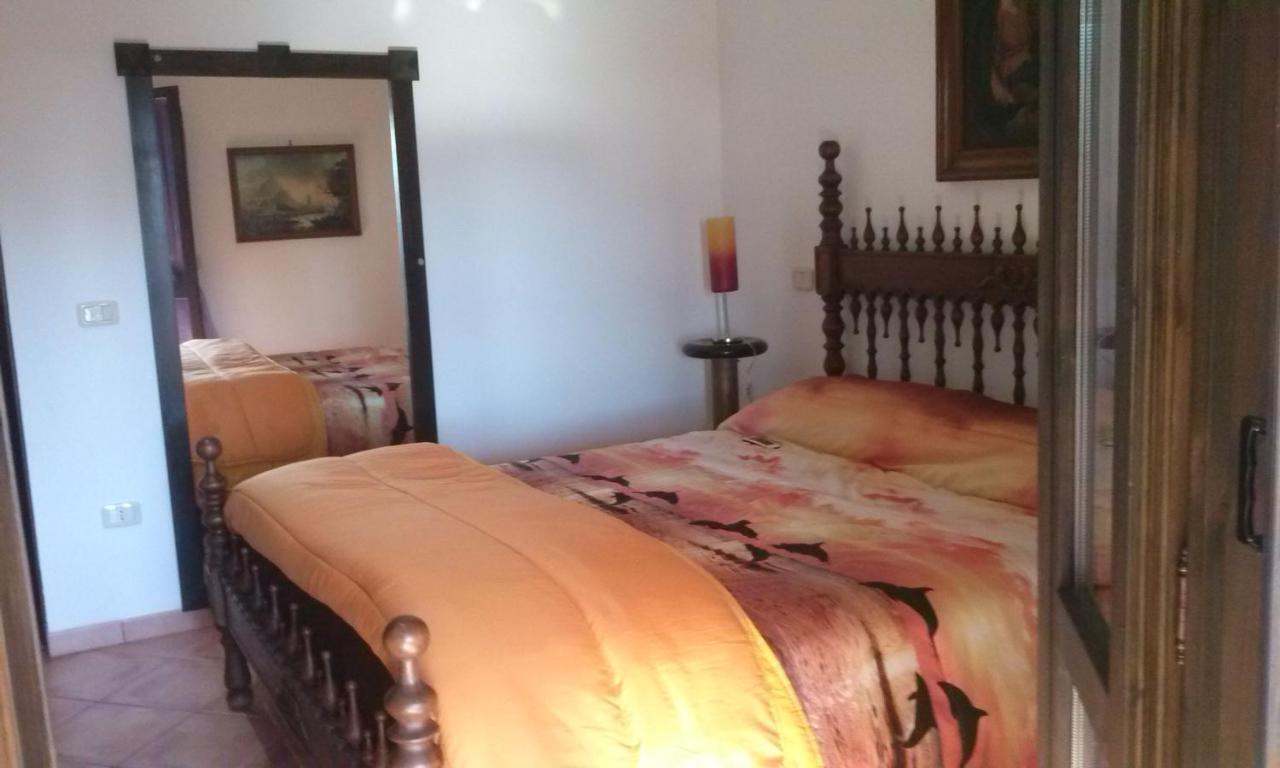 Aurelio Rapillo Hotel Latina Buitenkant foto