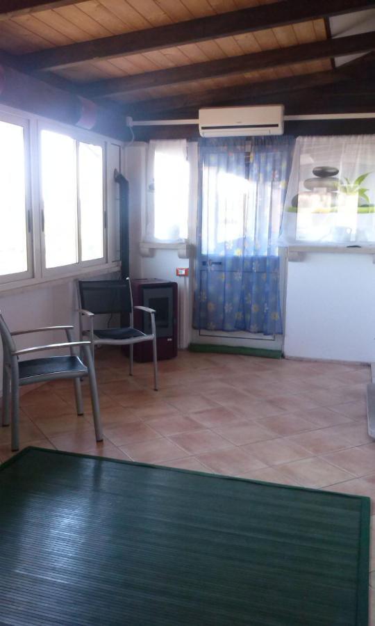 Aurelio Rapillo Hotel Latina Buitenkant foto